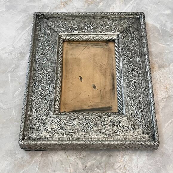 Unbranded Other - Silver Tone MCM Style Ornate Picture Frame Fits 5.5" x 3.5" Photos